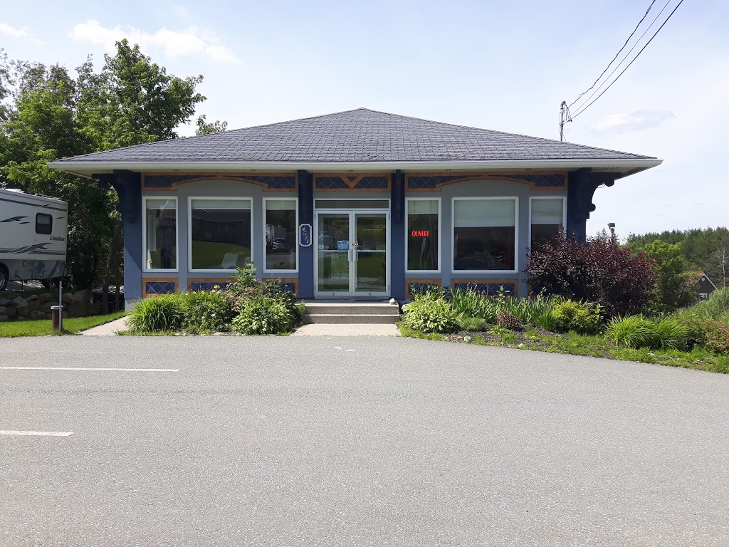 Vachon Ceramique | 4571 QC-112, Ascot Corner, QC J0B, Canada | Phone: (819) 573-5289