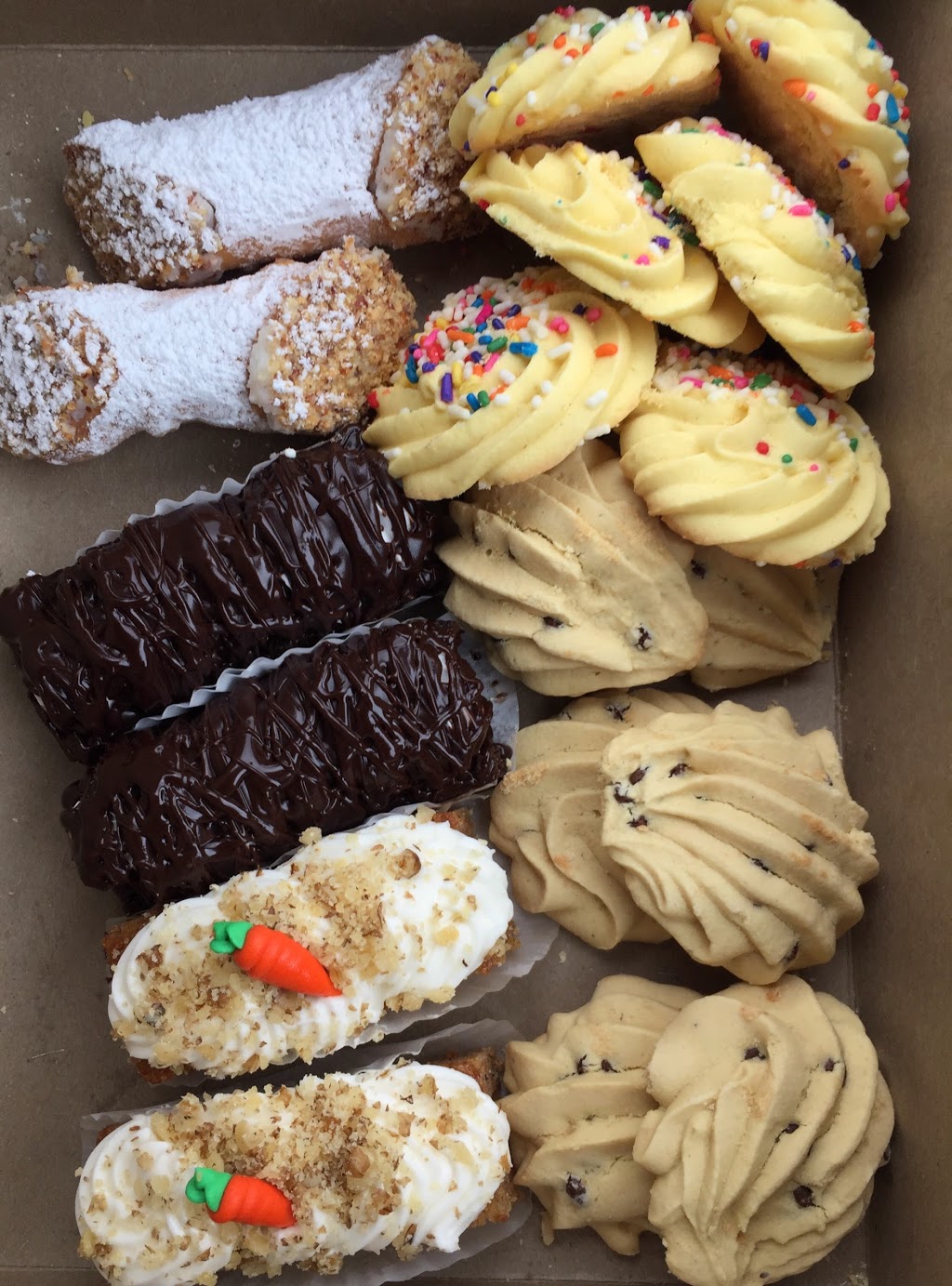 Yale Bakery | 130 S Main St, Yale, MI 48097, USA | Phone: (810) 387-2161