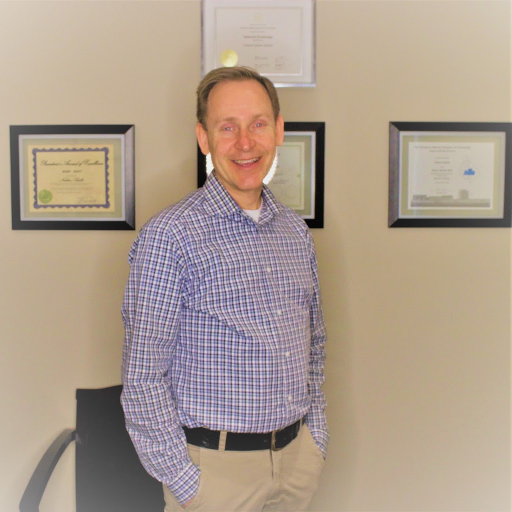 Royal Denture Clinic | 3630 Brentwood Rd NW #313A, Calgary, AB T2L 1K8, Canada | Phone: (403) 338-1014