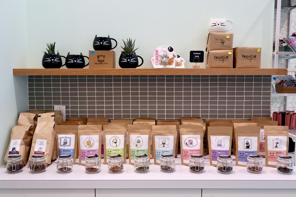 Regal Cat Cafe | 303 10 St NW, Calgary, AB T2N 1V8, Canada | Phone: (403) 455-2287