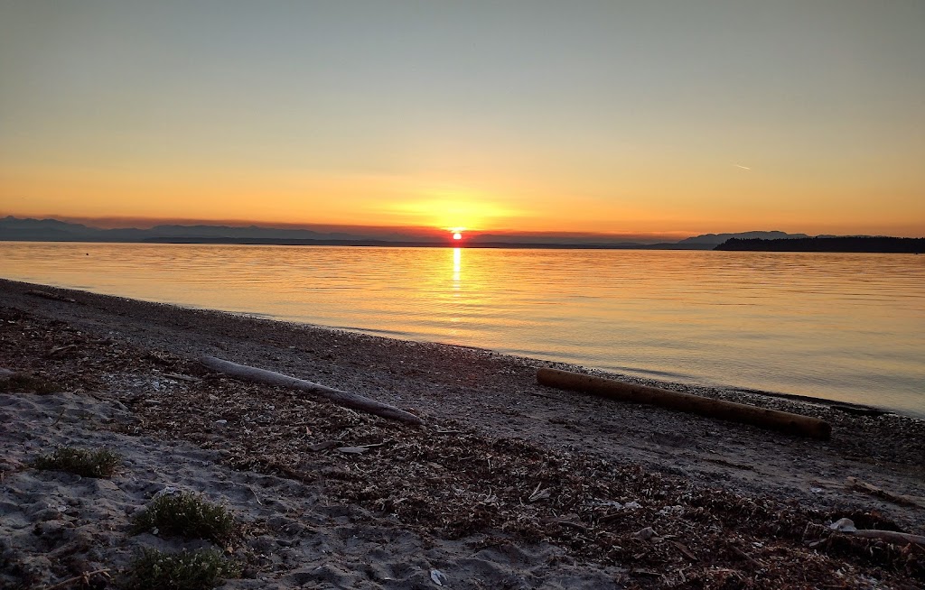 Smelt Bay Provincial Park | Mansons Landing, BC V0P 1K0, Canada | Phone: (250) 308-4479
