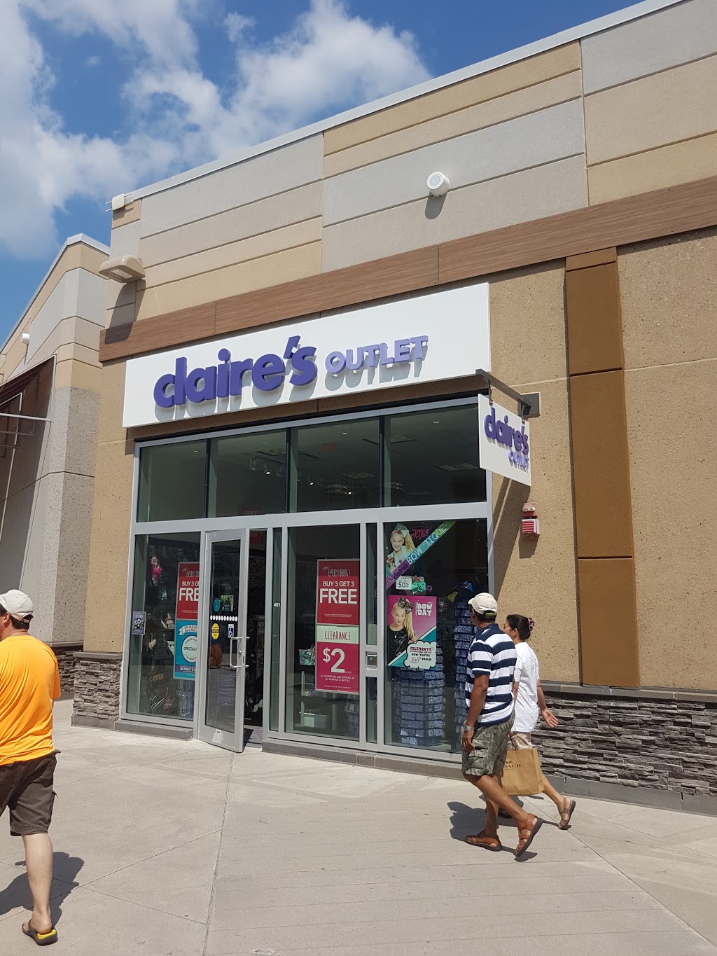 Claires | 300 Taylor Rd Ste 401, Niagara-on-the-Lake, ON L0S 1J0, Canada | Phone: (905) 687-1930