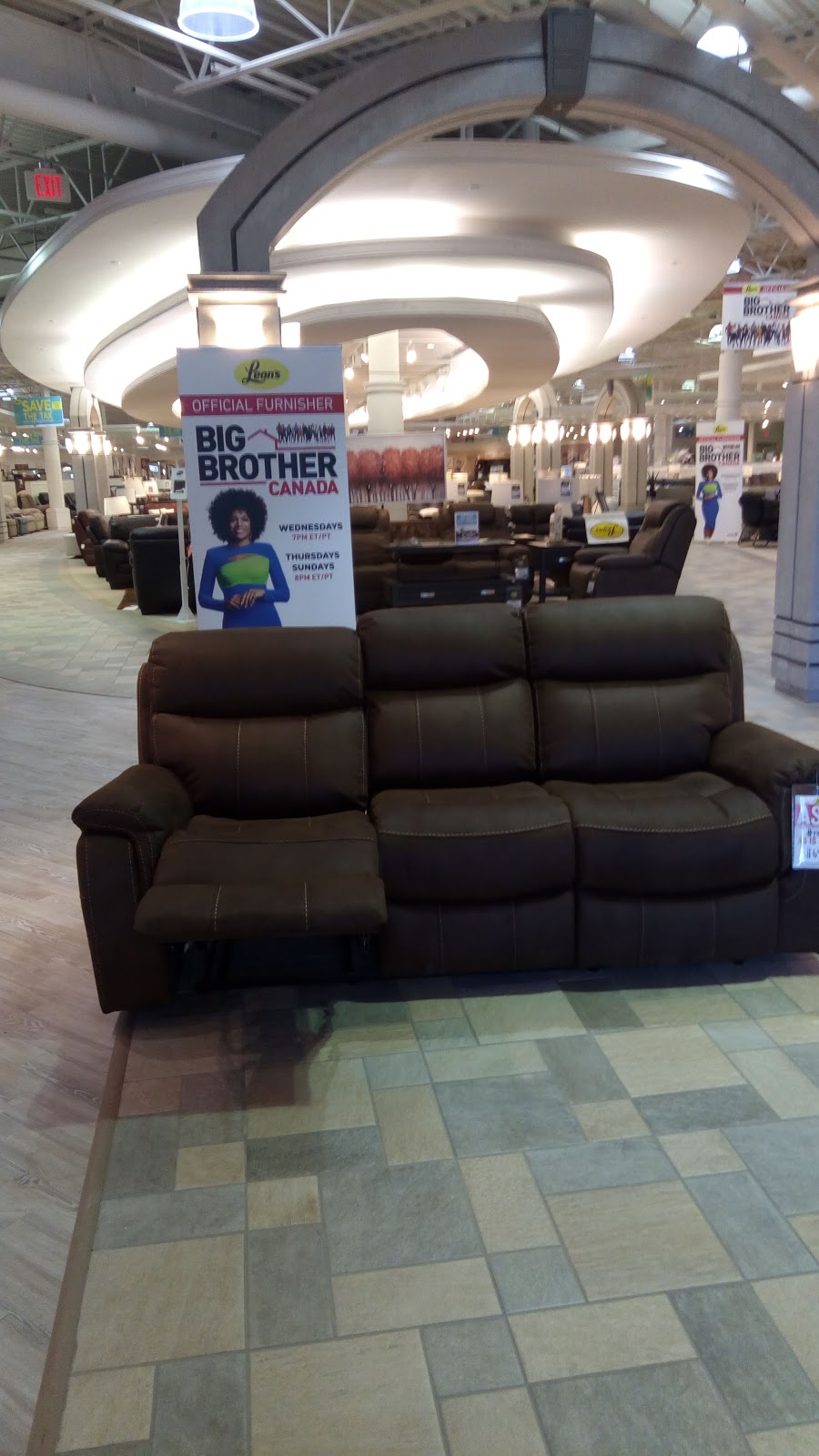 Leons Furniture | 390 Hoffer Dr, Regina, SK S4N 7A1, Canada | Phone: (306) 757-5366