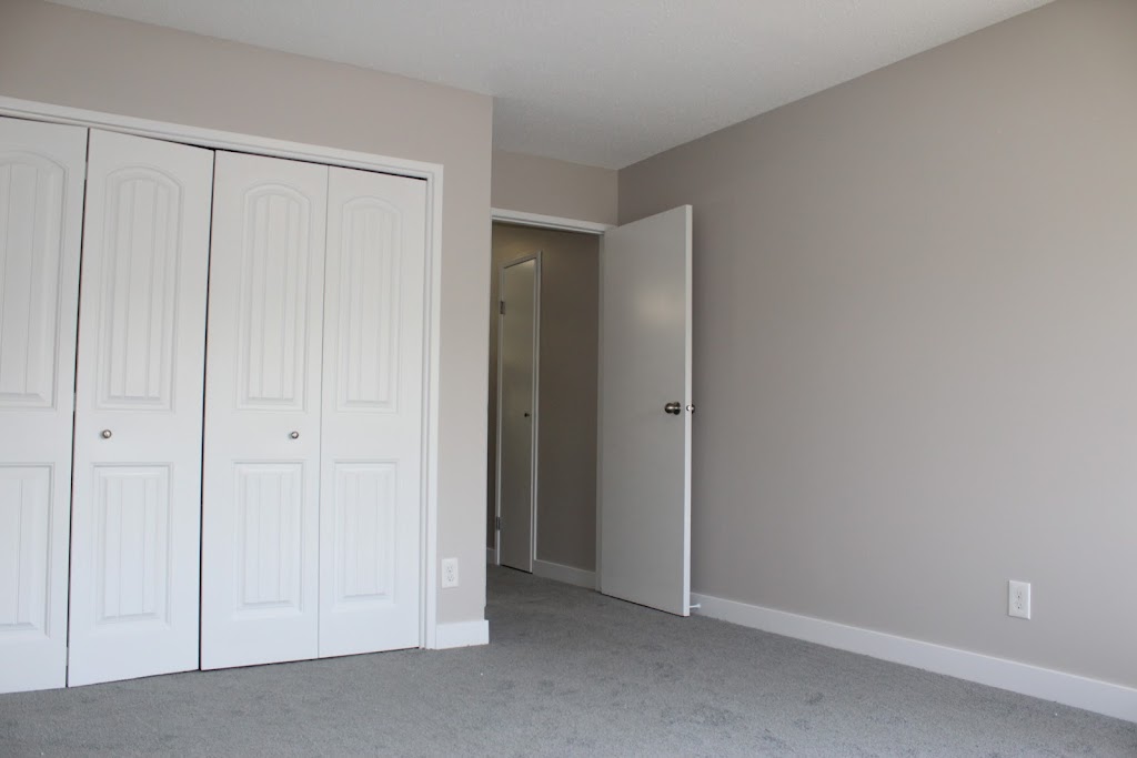 Bow River Townhomes | 6347 Bowview Rd NW, Calgary, AB T3B 4L9, Canada | Phone: (403) 700-2723