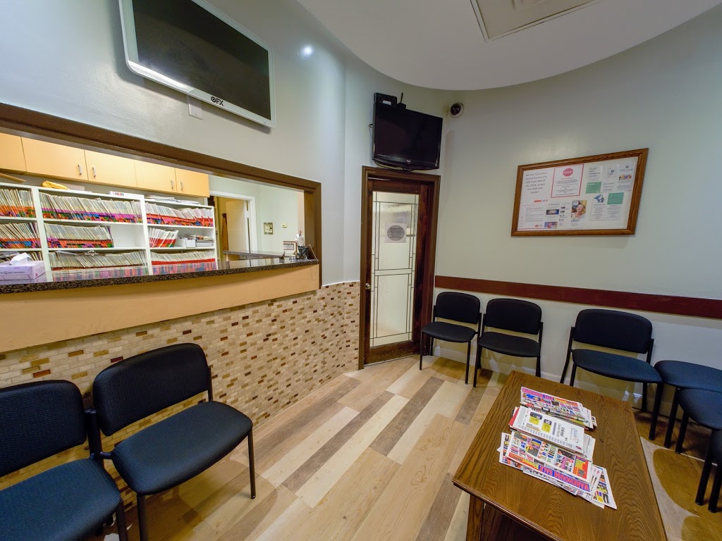 The Tooth Corner on Derry Rd. E. | 3530 Derry Rd E Suite 203, Mississauga, ON L4T 4E3, Canada | Phone: (905) 673-6377