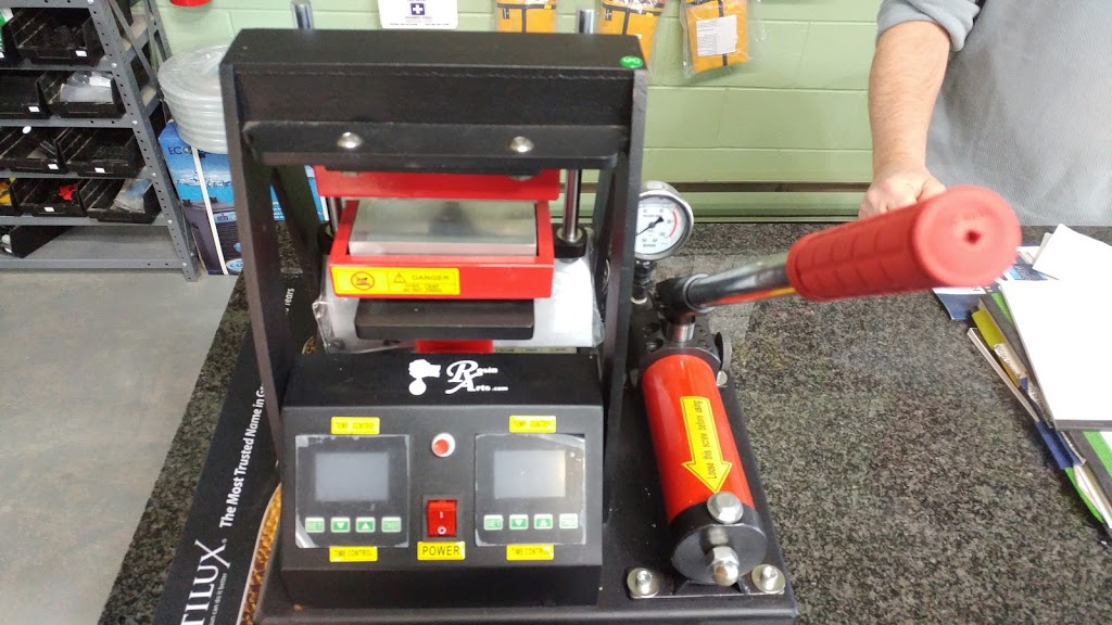 Bobs Grow Mart | 2255 RR 20 unit 3, Welland, ON L3B 5N5, Canada | Phone: (905) 892-2121