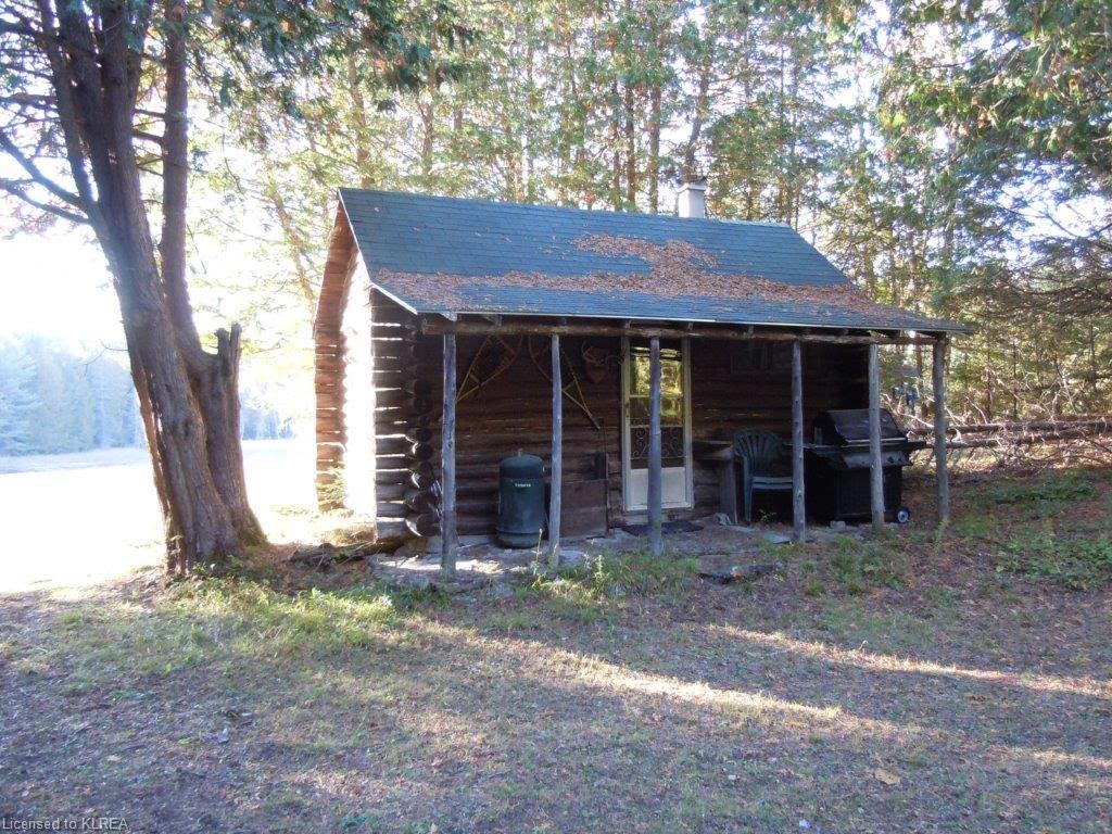 Royal LePage Lakes of Haliburton | 4072 Kawartha Lakes County Rd 121, Kinmount, ON K0M 2A0, Canada | Phone: (705) 488-3060