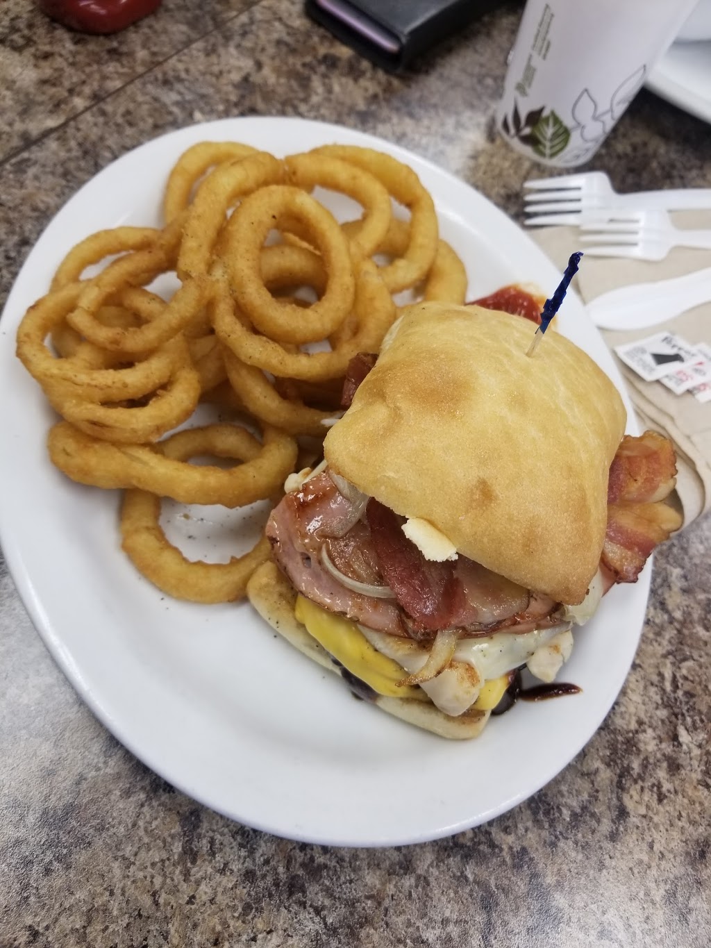 Uncles Country Coffee | 1121 Bay St, Port Rowan, ON N0E 1M0, Canada | Phone: (519) 586-8537