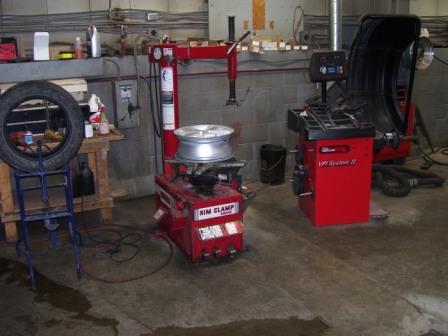 Lanpro Auto Care Centre Ltd | 1870 Ellice Ave, Winnipeg, MB R3H 0B9, Canada | Phone: (204) 783-5802