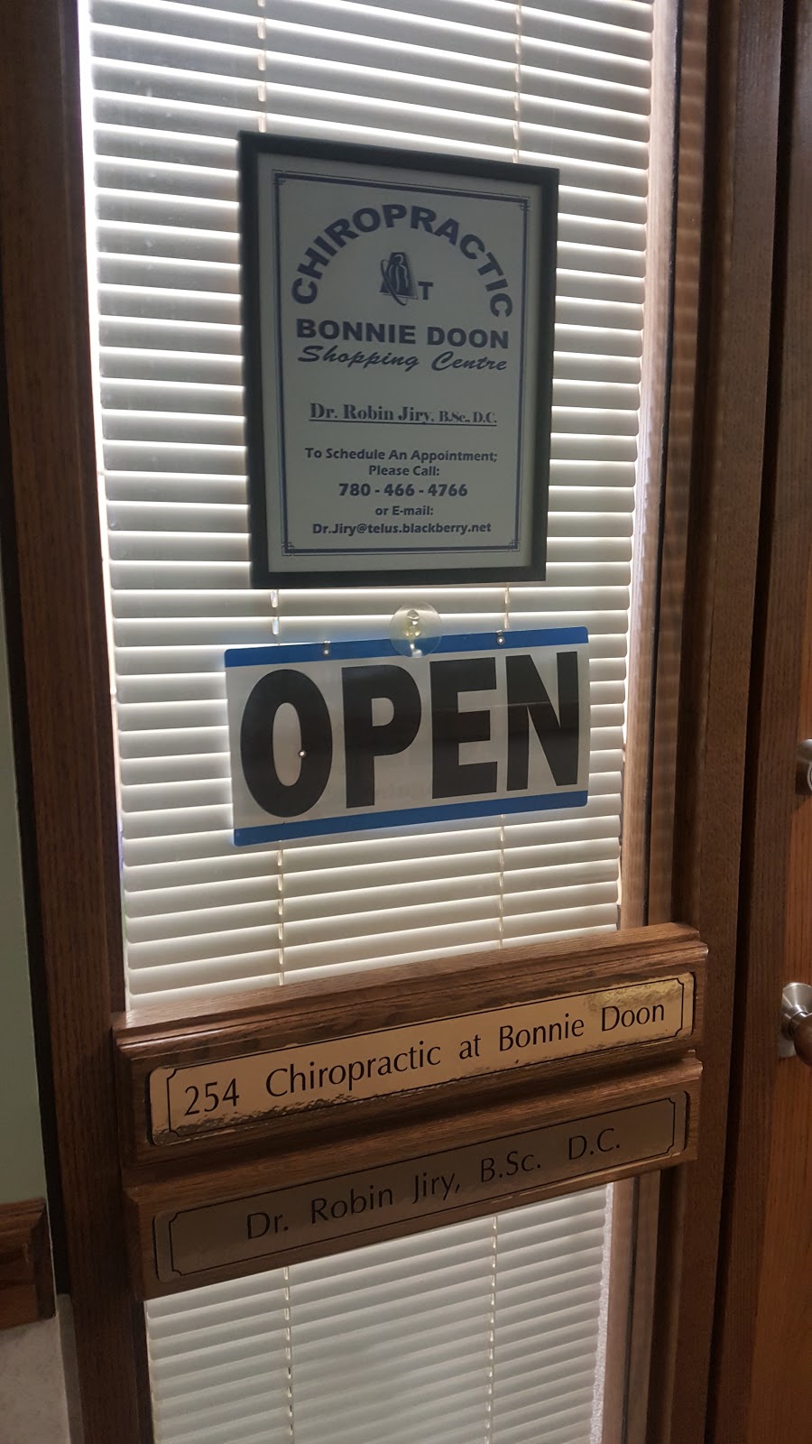Chiropractic At Bonnie Doon | 254 Bonnie Doon Shopping Centre, 8330 82 Ave NW, Edmonton, AB T6C 0Y6, Canada | Phone: (780) 466-4766