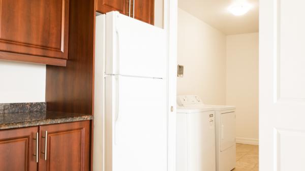 The Linden | 100 Royale Blvd, Dartmouth, NS B2W 0K1, Canada | Phone: (833) 813-3572