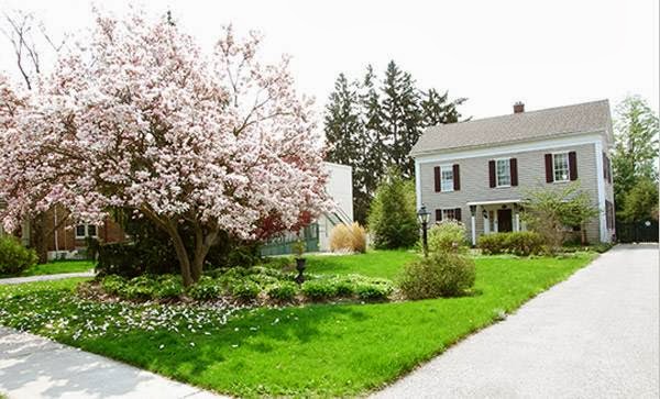Sweet Magnolia House Bed and Breakfast | 236 Talbot St E, Aylmer, ON N5H 1H7, Canada | Phone: (519) 765-3038