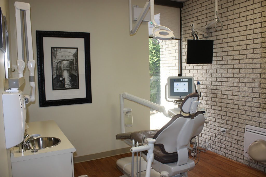 Centre dentaire Delongchamp - Dentisterie et orthodontie à Lachute | 139 Avenue de la Providence, Lachute, QC J8H 3L4, Canada | Phone: (450) 562-0266