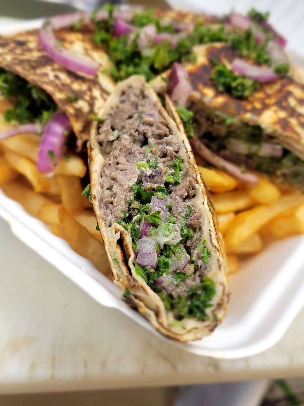 Donair & Shawarma House | 18555 Stony Plain Rd, Edmonton, AB T5S 2X6, Canada | Phone: (780) 752-0270