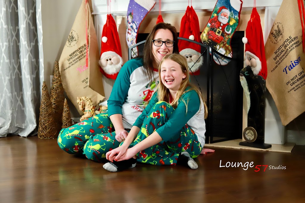 Lounge57 studios | 26 Batteaux St, Barrie, ON L4N 2J3, Canada | Phone: (705) 220-4074