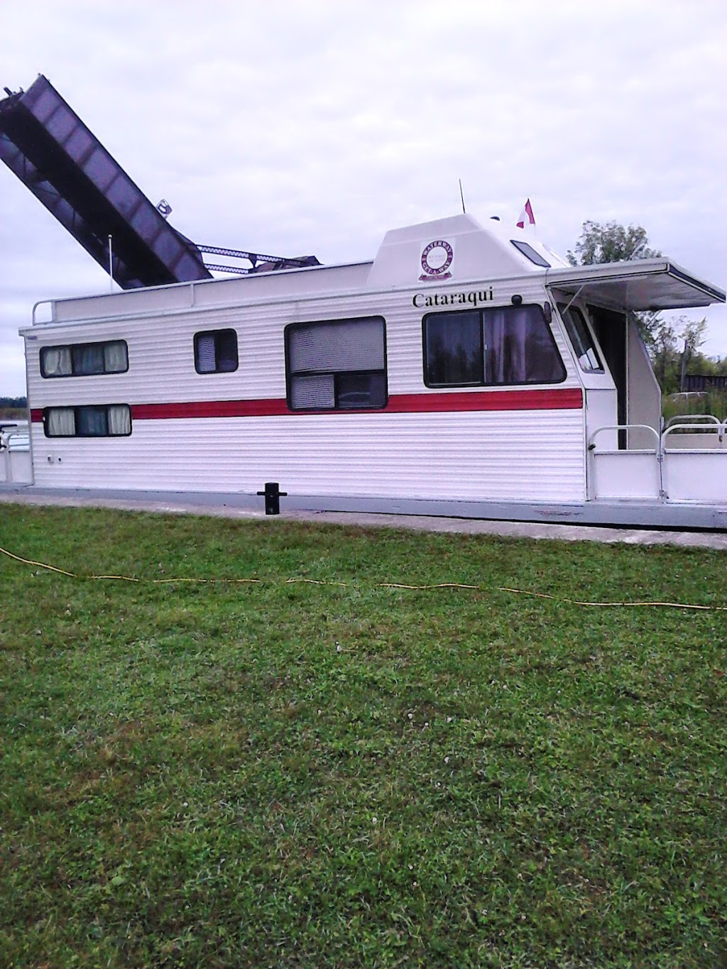 Waterway Get-A-Way | 60 Lombard St, Smiths Falls, ON K7A 5K2, Canada | Phone: (613) 382-1730