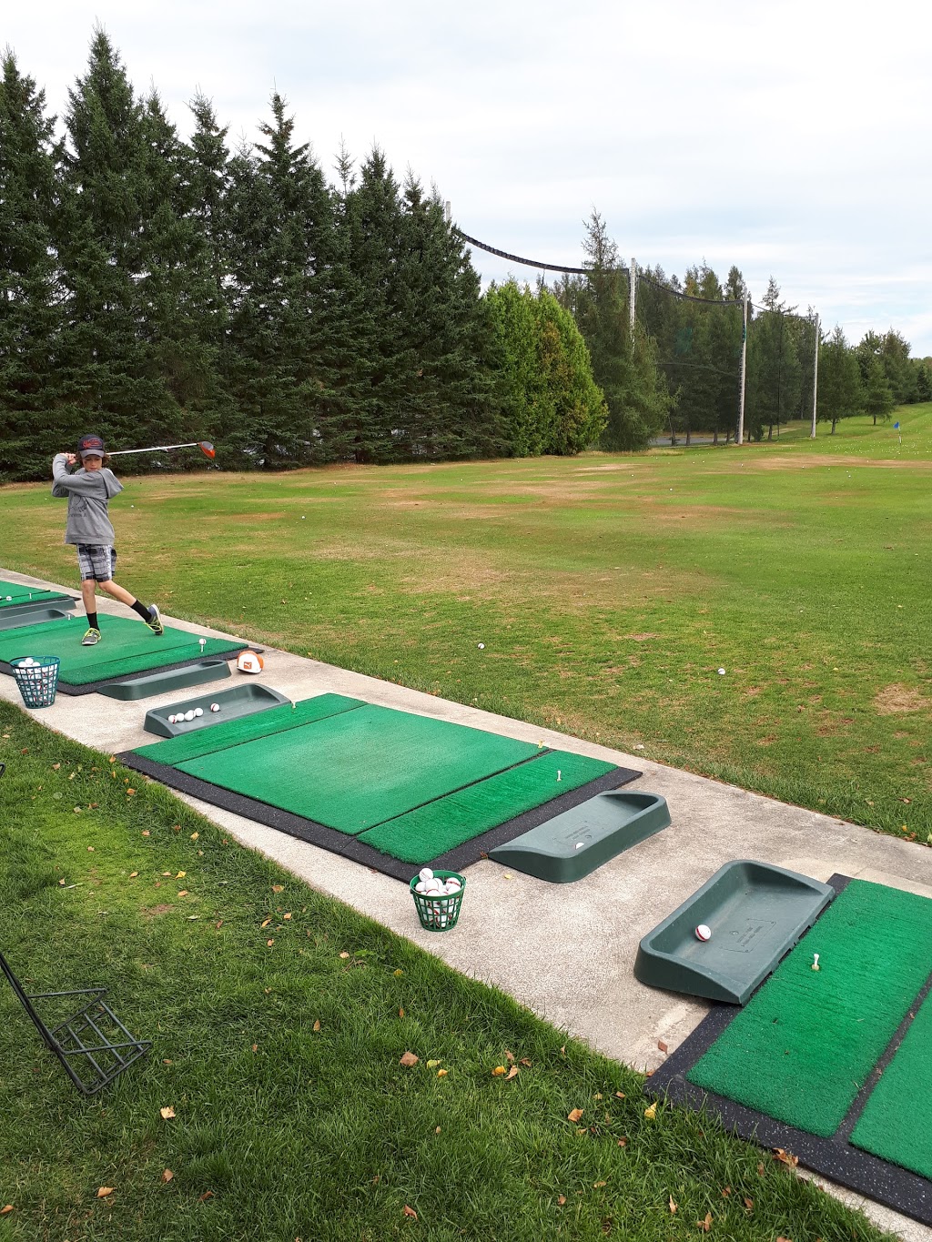 Club De Golf Bellechasse | 505 QC-279, Saint-Damien-de-Buckland, QC G0R 2Y0, Canada | Phone: (418) 789-2008