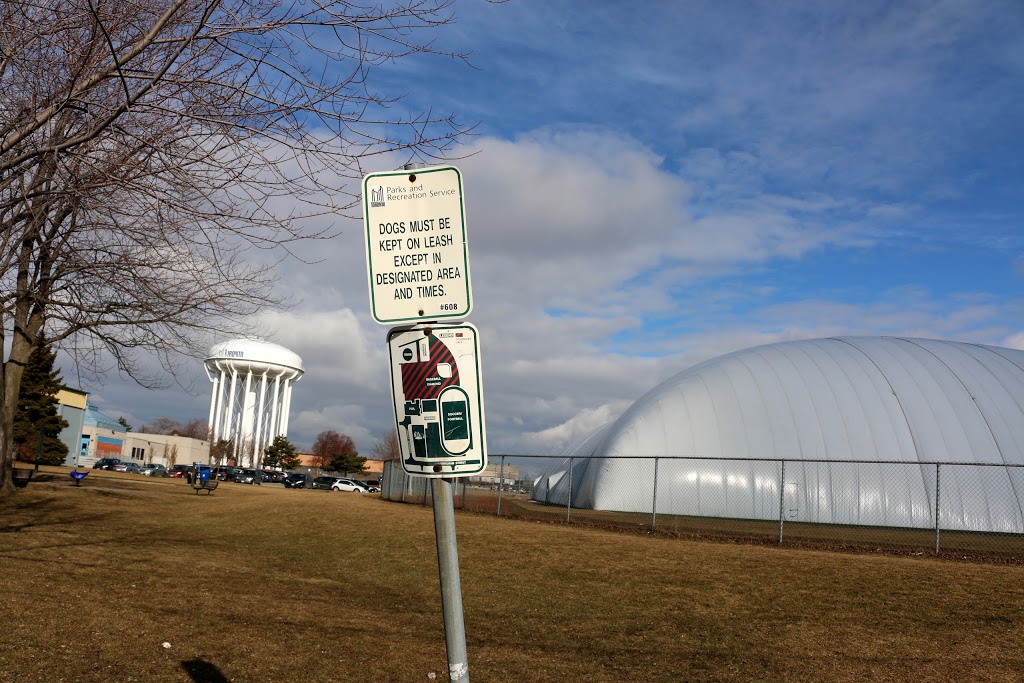 Donald Russell Memorial Park | 400 Kipling Ave, Etobicoke, ON M8V 2E6, Canada | Phone: (416) 338-4386