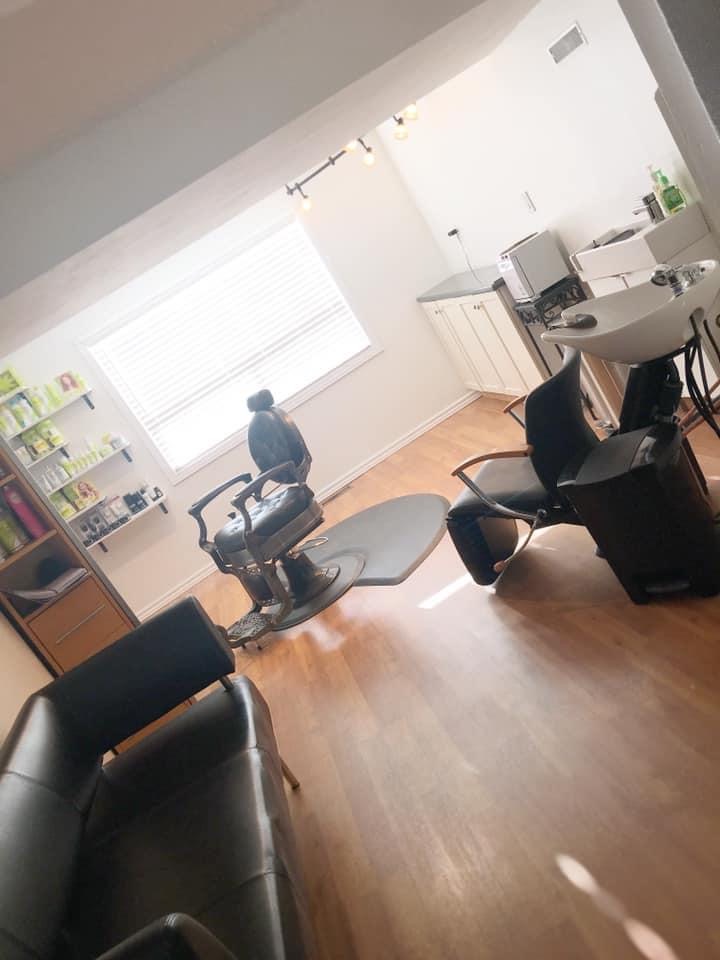 Vals Beauty Network | 1787 Third Street Louth, St. Catharines, ON L2R 6P9, Canada | Phone: (289) 929-2896