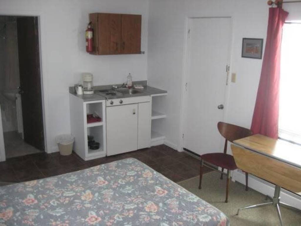 Summerside Motel & Cottages | 500 Read Dr, Summerside, PE C1N 5A9, Canada | Phone: (902) 436-3865