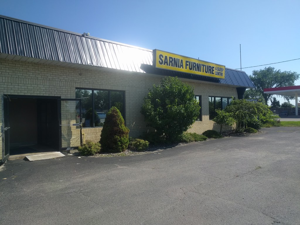 Sarnia Furniture & Sleep Centre | 1660 London Line, Sarnia, ON N7T 7H2, Canada | Phone: (519) 542-1215