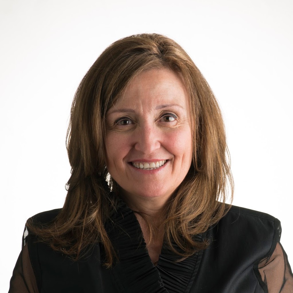 Josie Gallitrico, Real Estate Broker | 1005 - 5250 Lakeshore Rd, Burlington, ON L7L 5L2, Canada | Phone: (416) 450-7177