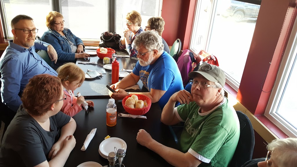 Restaurant Du Village | 4524 Rue Principale, Saint-Antoine, NB E4V 1R1, Canada | Phone: (506) 525-2622