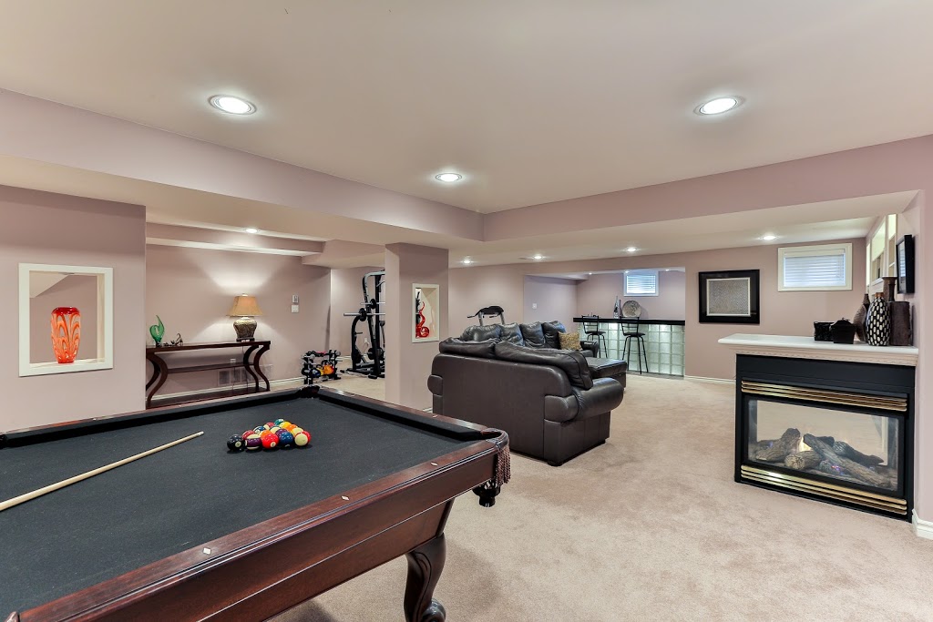 Forest Hill Real Estate Inc.: Alyssa Cohen | 9001 Dufferin St A9, Vaughan, ON L4J 0H7, Canada | Phone: (905) 695-6195