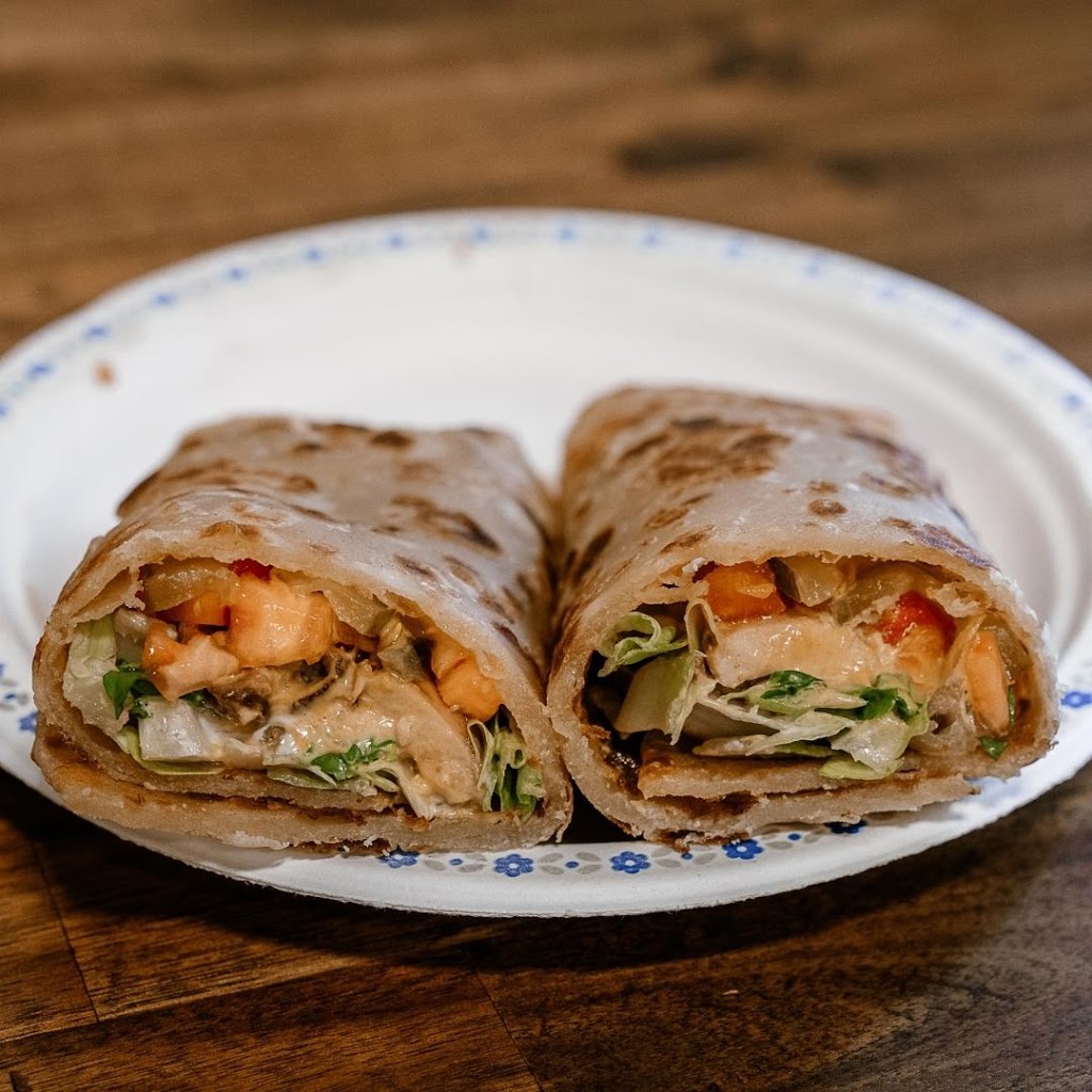 GoDoog Kitchen | 2958 Henderson Hwy, East Saint Paul, MB R2E 0C6, Canada | Phone: (204) 615-6780