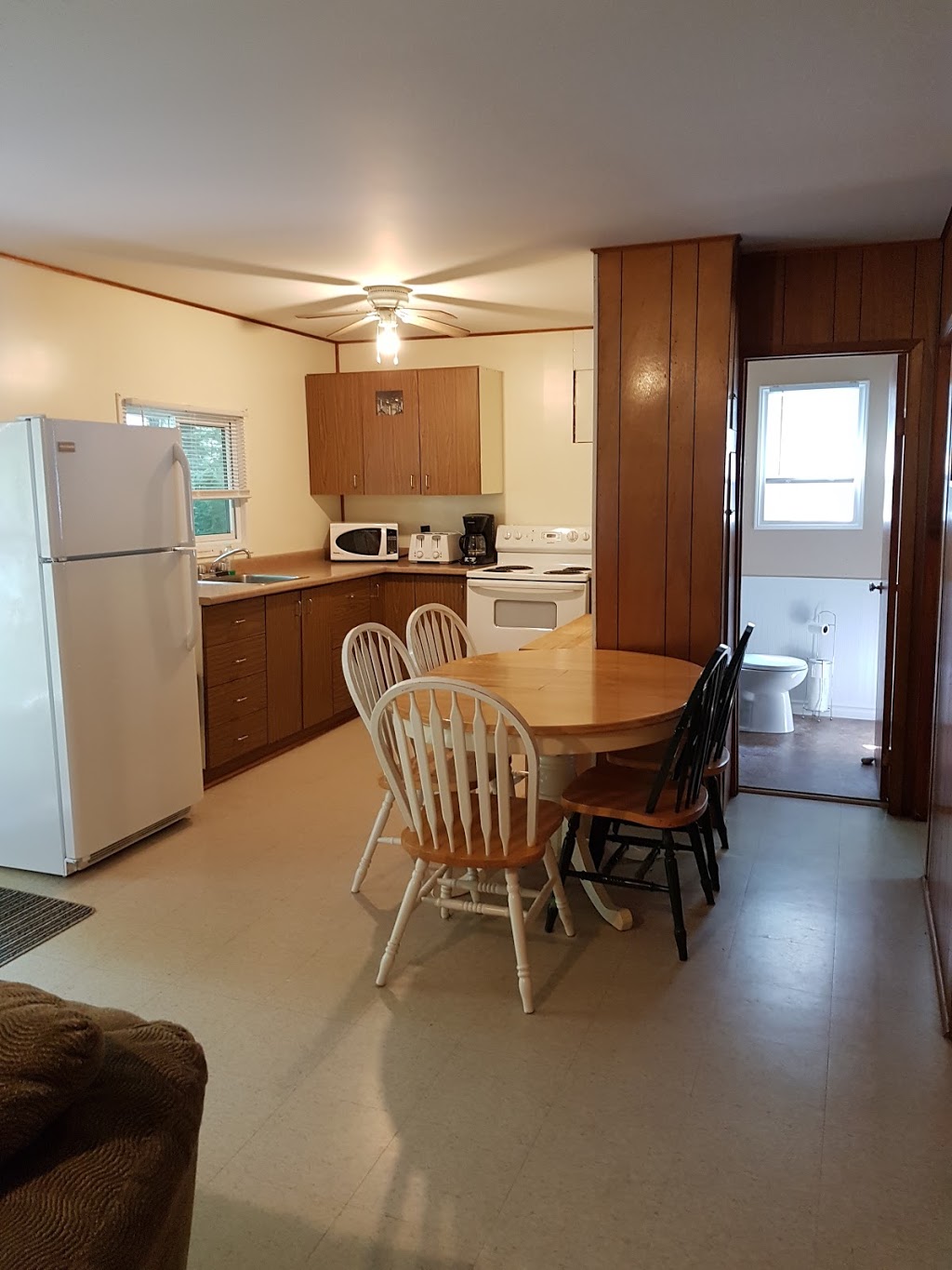 Woodland Cedars Family Cottage Resort | 1985 Tiny Beaches Rd S, Elmvale, ON L0L 1P0, Canada | Phone: (705) 361-1461
