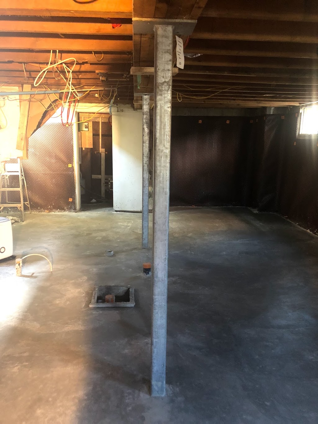 Canada Waterproofers Basement Waterproofing Company Oakville | 2046 Buckhorn Ave, Oakville, ON L6M 3V6, Canada | Phone: (416) 333-5325