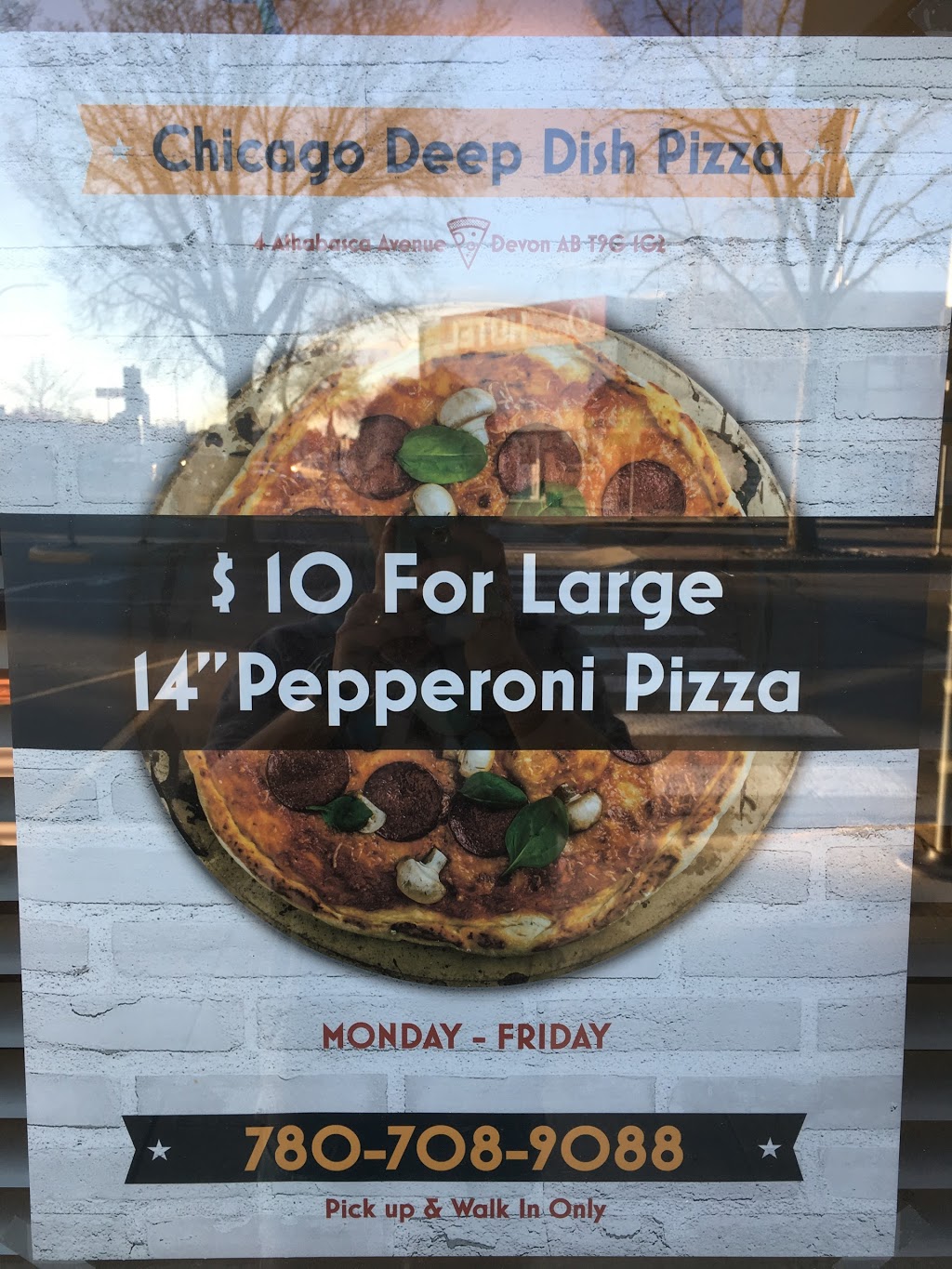 Chicago Deep Dish Pizza Devon | 4 Athabasca Ave, Devon, AB T9G 1G2, Canada | Phone: (780) 738-9088