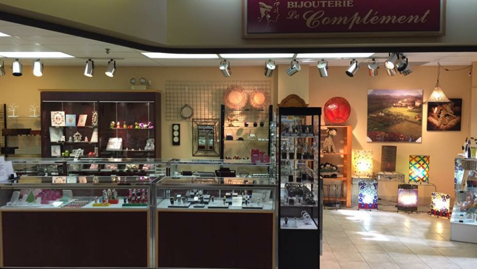 Bijouterie Le Complément | 325 Rue de lÉglise local 3, Donnacona, QC G3M 2A2, Canada | Phone: (418) 285-3785