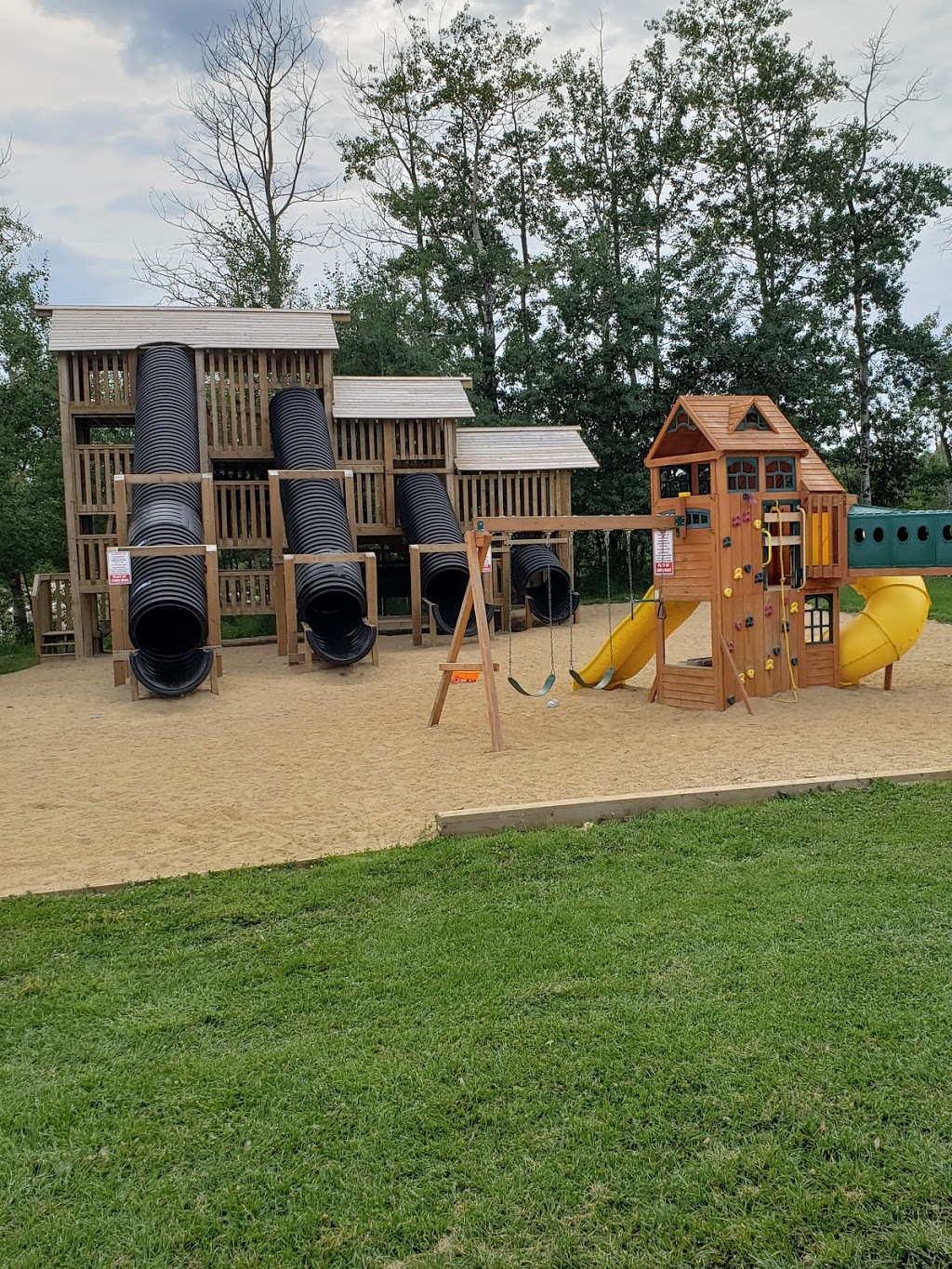 Lakeview Camp Ground | 55007 Ste Anne Trail, Gunn, AB T0E 1A0, Canada | Phone: (780) 490-8193