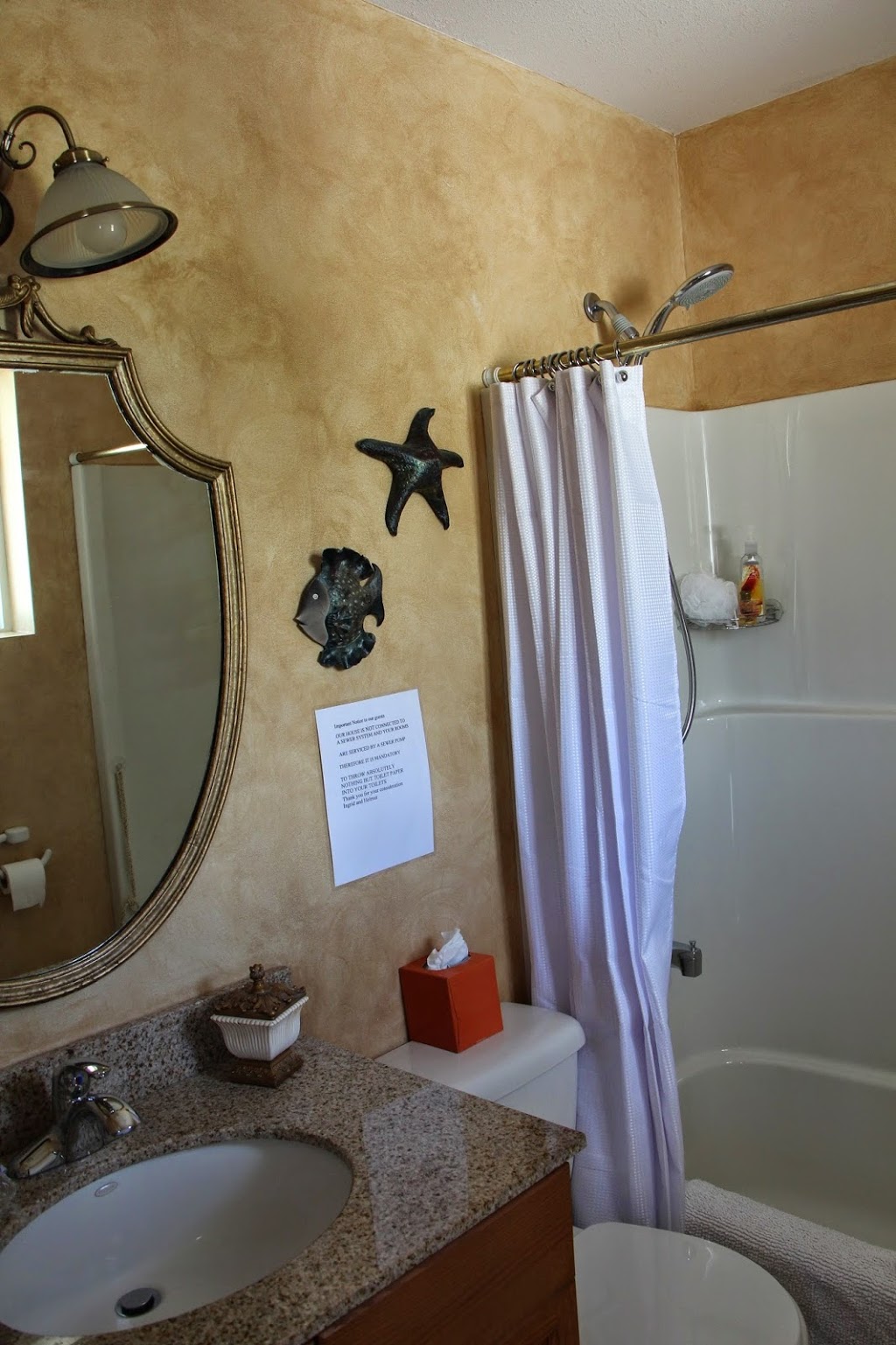 Selah Retreat Bed and Breakfast | 2847 Walsh Rd, Sorrento, BC V0E 2W1, Canada | Phone: (250) 434-4565