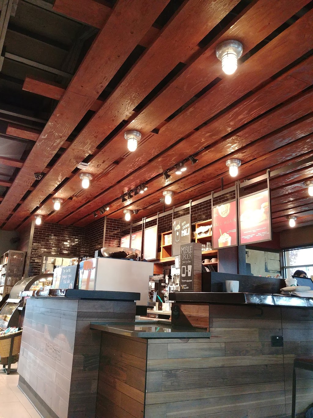 Starbucks | 1970 Kane Rd #210, Kelowna, BC V1V 2E5, Canada | Phone: (250) 861-8919