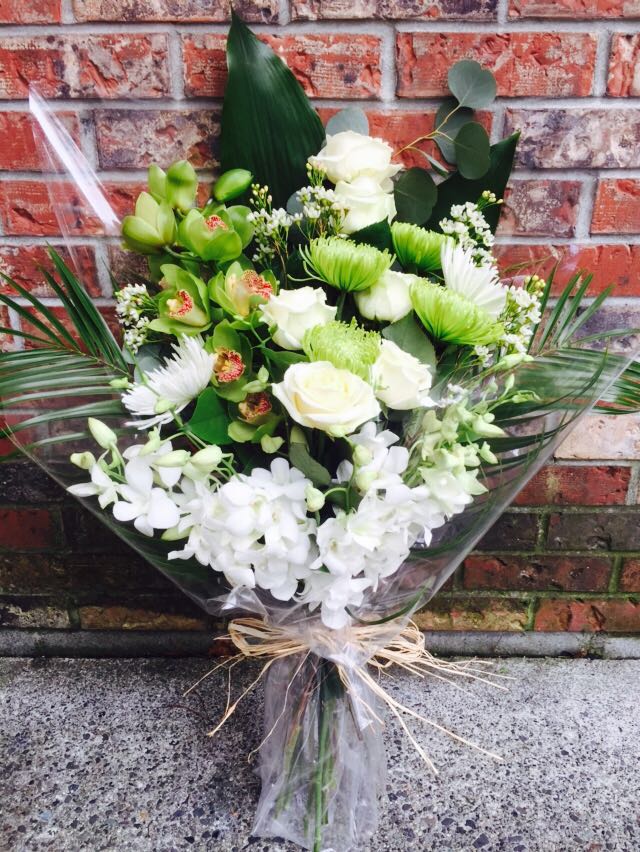 King Edward Florist | 944 W King Edward Ave, Vancouver, BC V5Z 2E2, Canada | Phone: (604) 732-1638