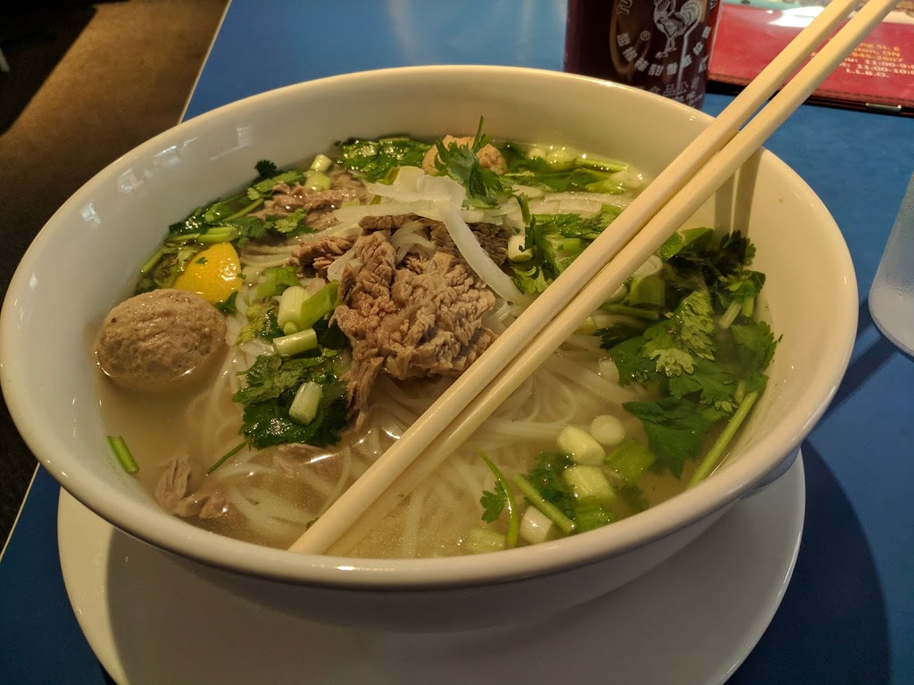 Phnom Penh Restaurant | 355 King St E, Kingston, ON K7L 1A4, Canada | Phone: (613) 545-2607