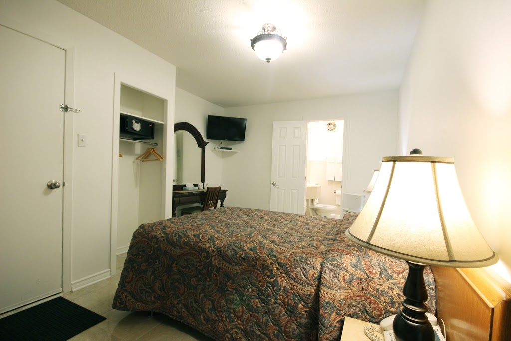 Motel Ritz | 137 Boulevard Gréber, Gatineau, QC J8T 3R1, Canada | Phone: (819) 568-0440