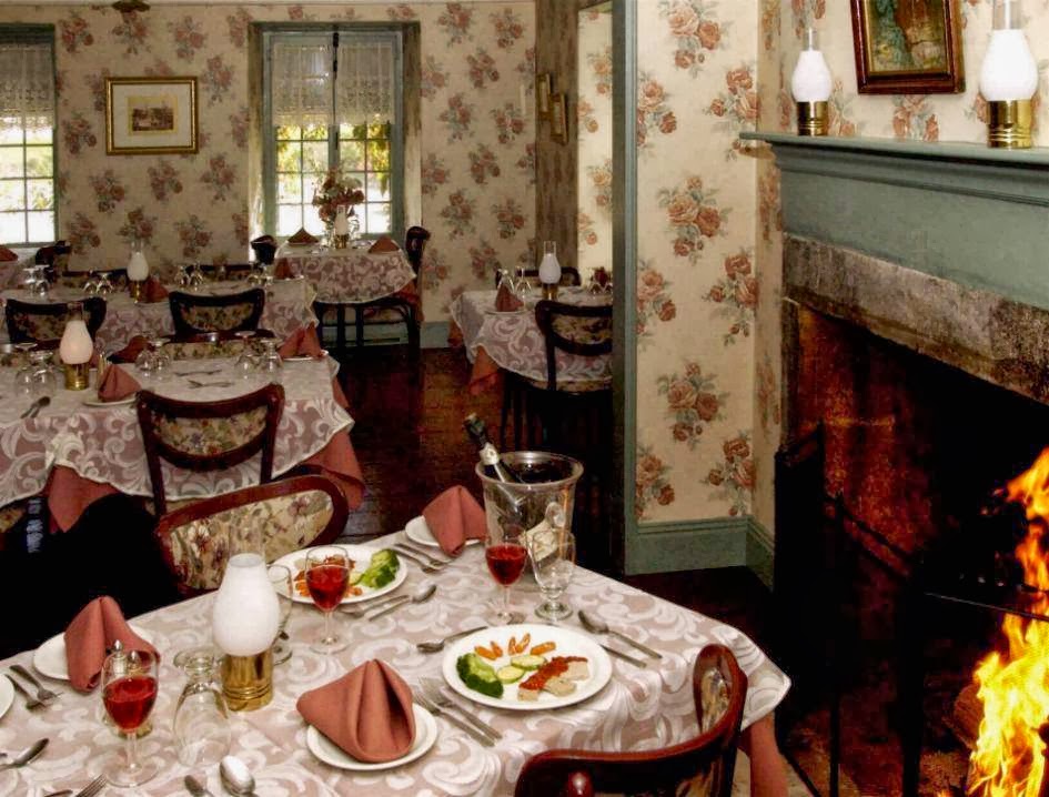 Auberge du Manoir Dauth | 21 Boulevard Lanaudière, Sainte-Anne-de-la-Pérade, QC G0X 2J0, Canada | Phone: (418) 325-3432