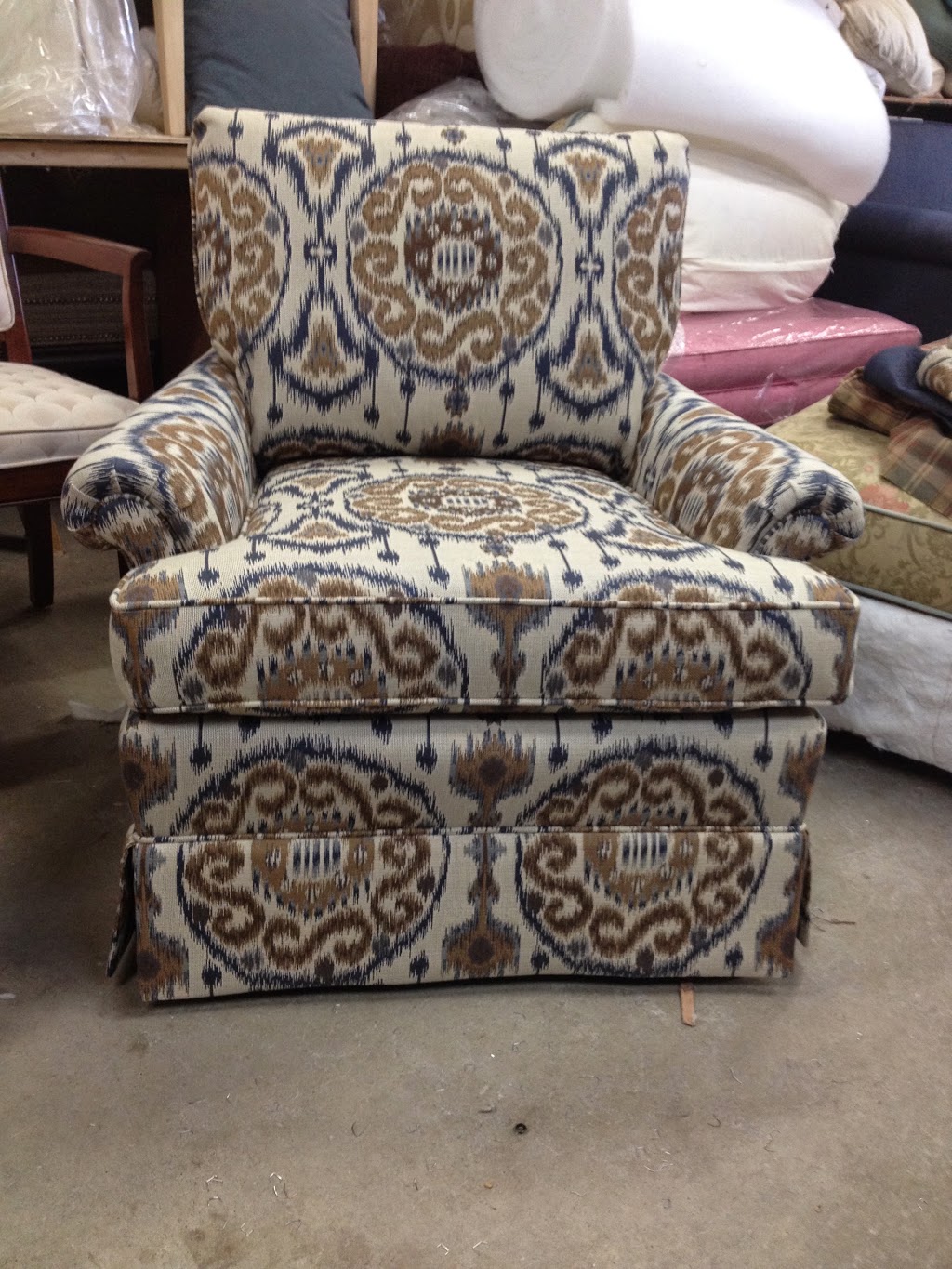 Designer Upholstery | 4181 Sladeview Crescent #45, Mississauga, ON L5L 5R2, Canada | Phone: (905) 997-8668