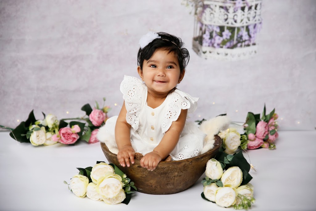 Captured by Anastasiia | Child Dr, Aurora, ON L4G 1Y8, Canada | Phone: (647) 920-0512