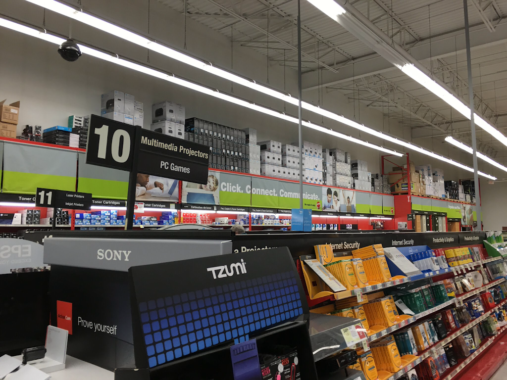 Staples | 332 Wellington Rd, London, ON N6C 4P6, Canada | Phone: (519) 645-7042