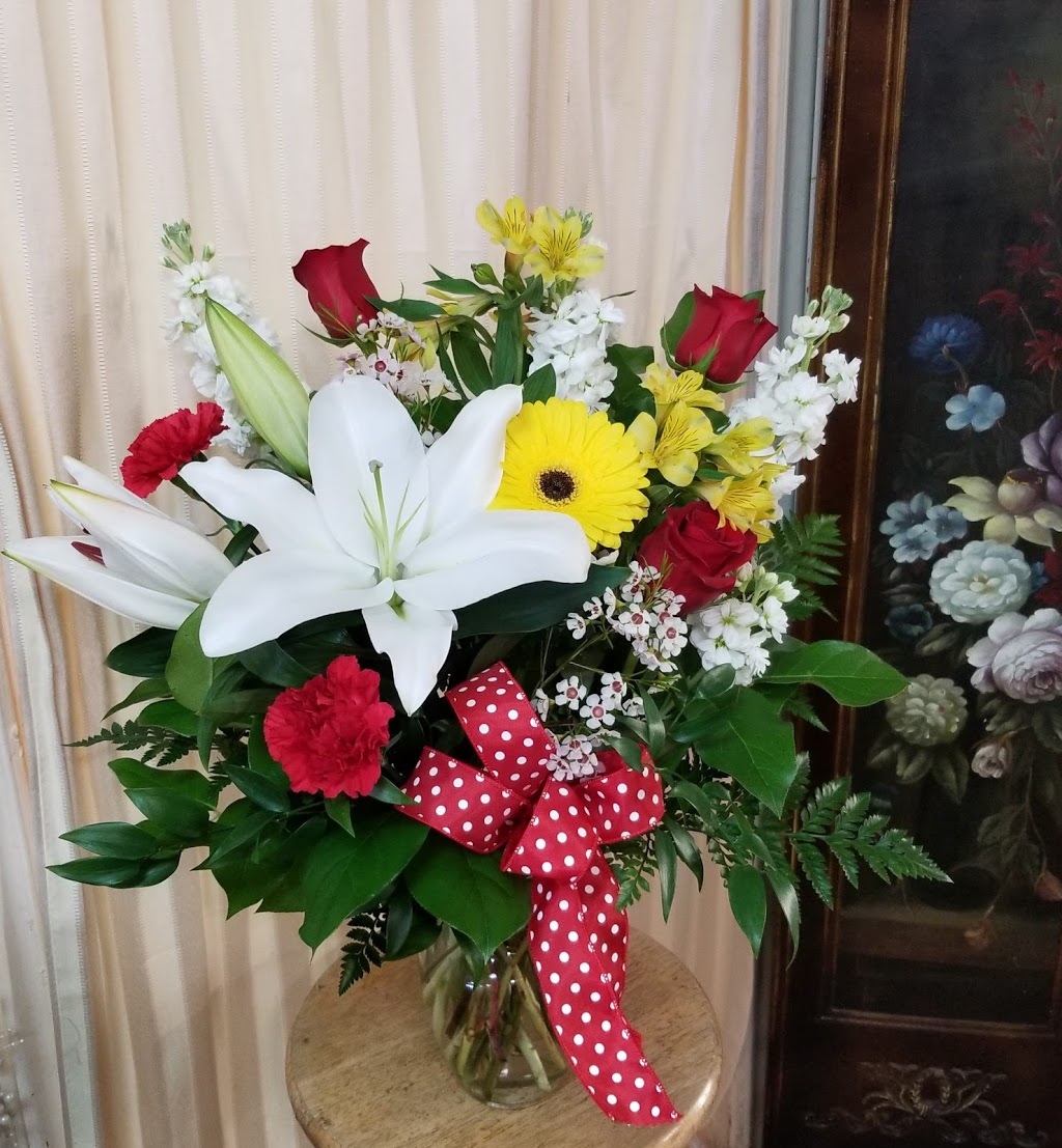 FLOWERS N THINGS FLOWER & GIFT SHOP | 763 Davis Dr, Newmarket, ON L3Y 2R2, Canada | Phone: (905) 830-0024