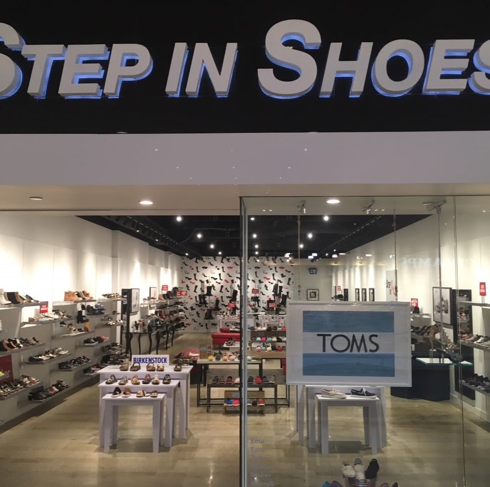 step-in-shoes-250-1-londonderry-mall-edmonton-ab-t5c-3c8-canada