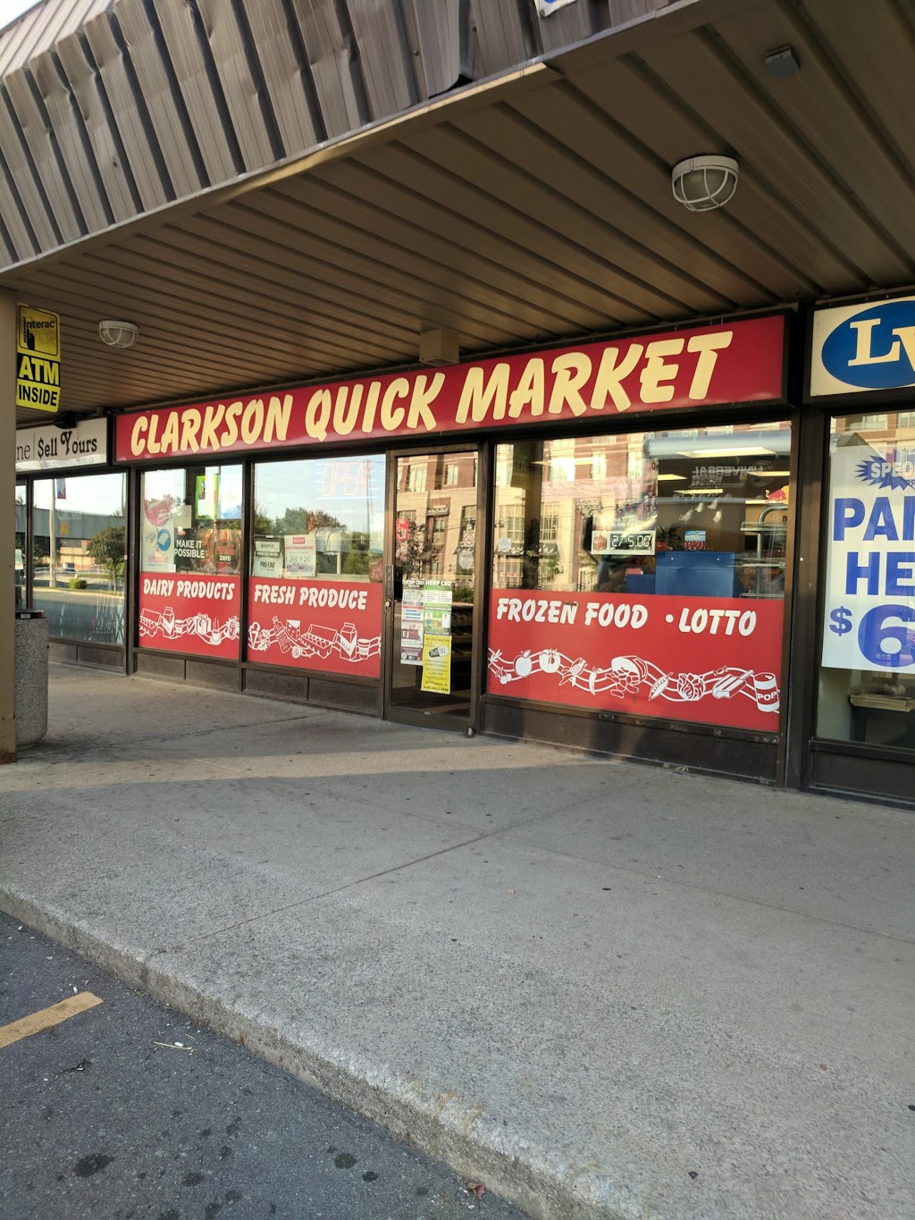 Clarkson Quick Market | 1900 Lakeshore Rd W, Mississauga, ON L5J 1J7, Canada | Phone: (905) 823-3379
