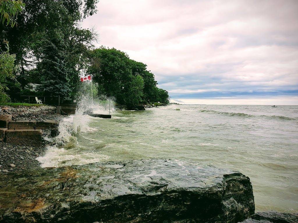 Tall Oaks Park | 44 Elmwood Ave S, Mississauga, ON L5G 4V2, Canada | Phone: (905) 615-4100