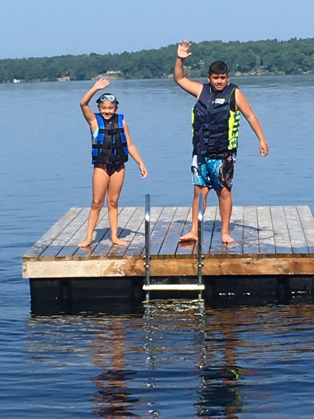 Cuddys Pine Cove | 1509 Gull Lake Ln, North Frontenac, ON K0H 1B0, Canada | Phone: (613) 336-8135