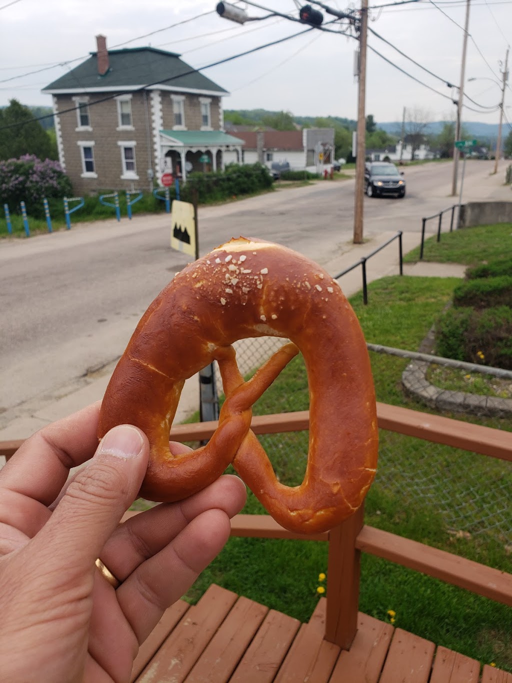 Karls Bakery | 100 Rue Saint-Jacques, Chapeau, QC J0X 1M0, Canada | Phone: (819) 689-2259