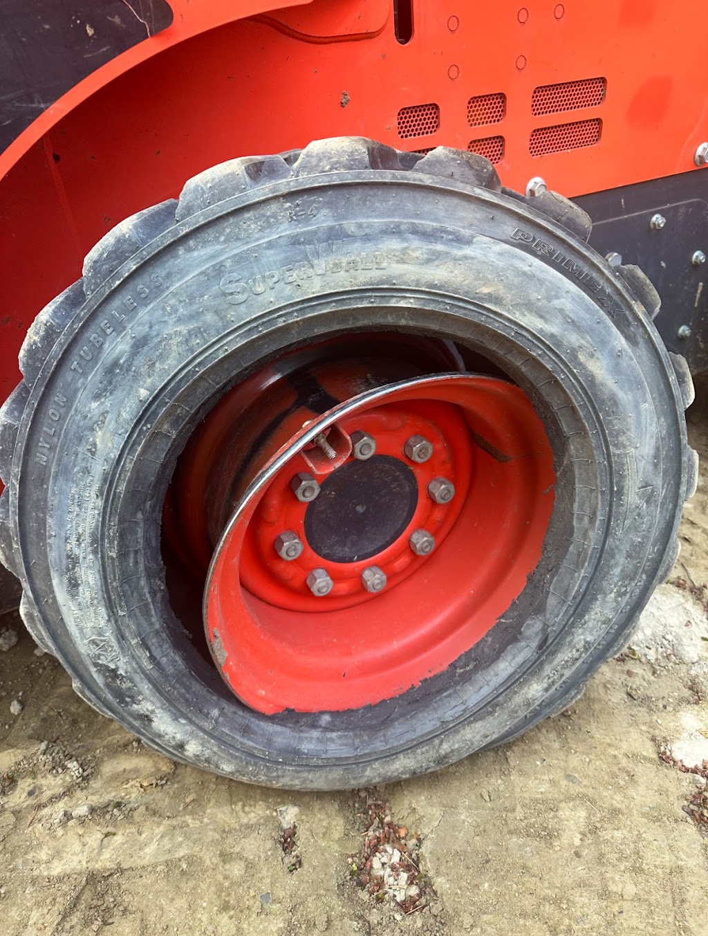 Watts Tire Repair & Service (Mobile Tire Service) | 45592 Fernway Ave, Chilliwack, BC V2P 3B3, Canada | Phone: (778) 808-9367